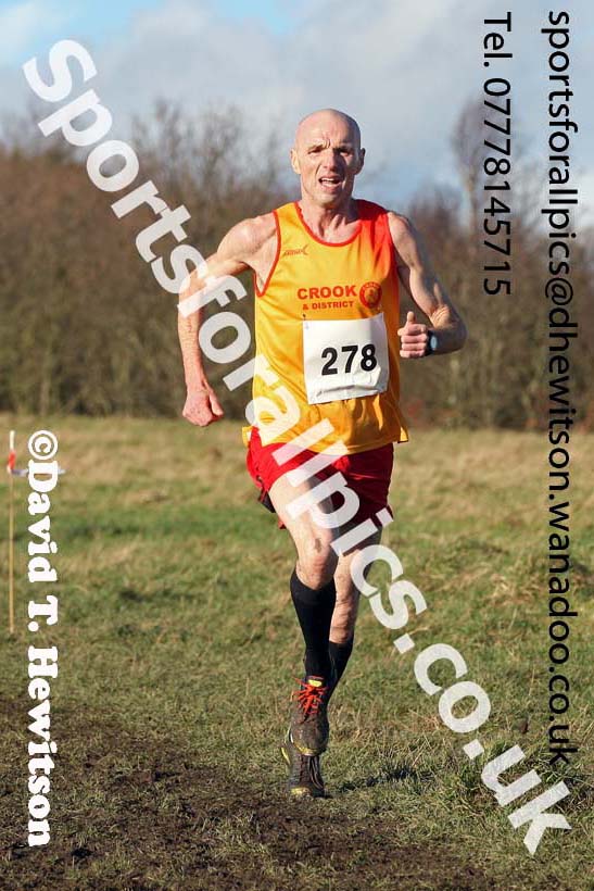 Mens masters 35s to 64s North Eastern Masters, Wallsend. Photo: David T. Hewitson/Sports for All Pics